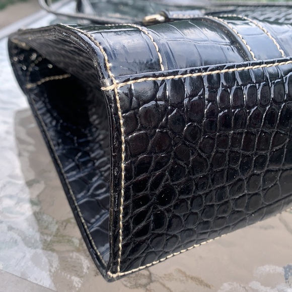 Liz Claiborne Faux Crocodile Leather Bag - Picture 10 of 17